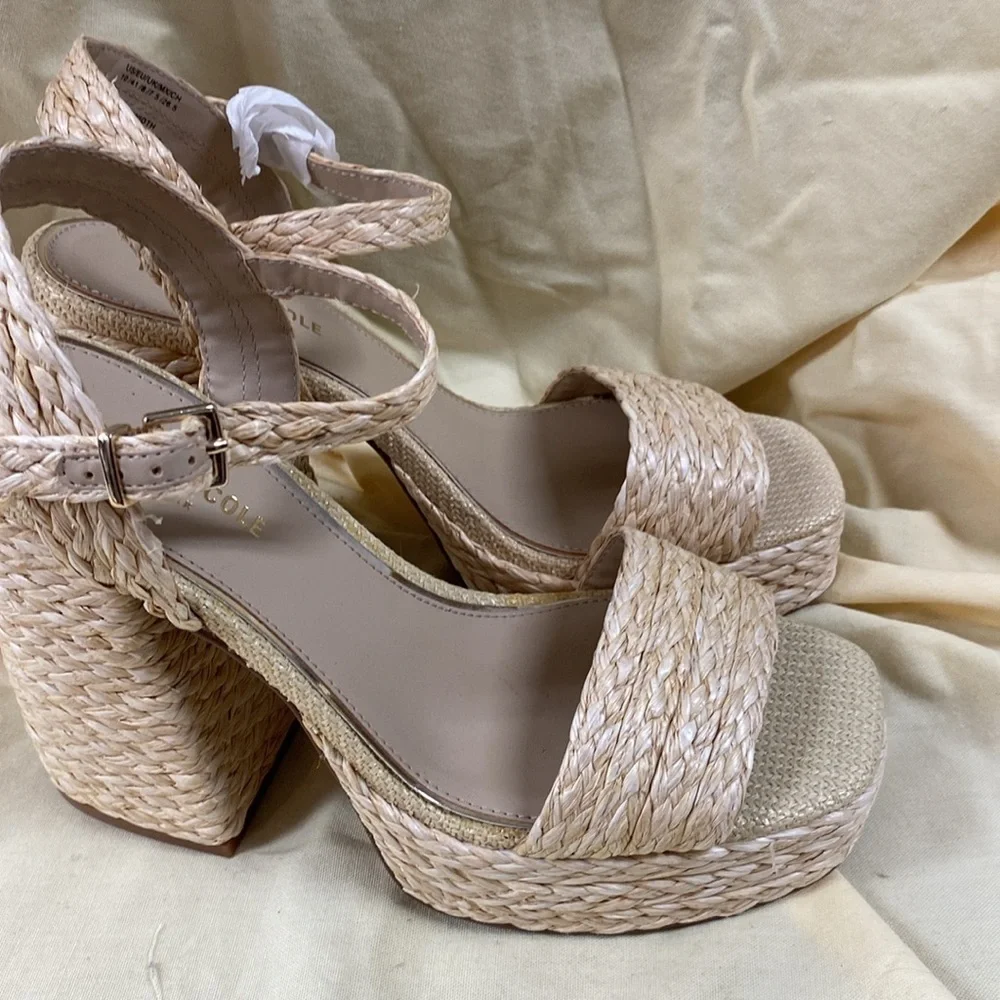 Kenneth Cole Women's Dolly Wedge Sandal